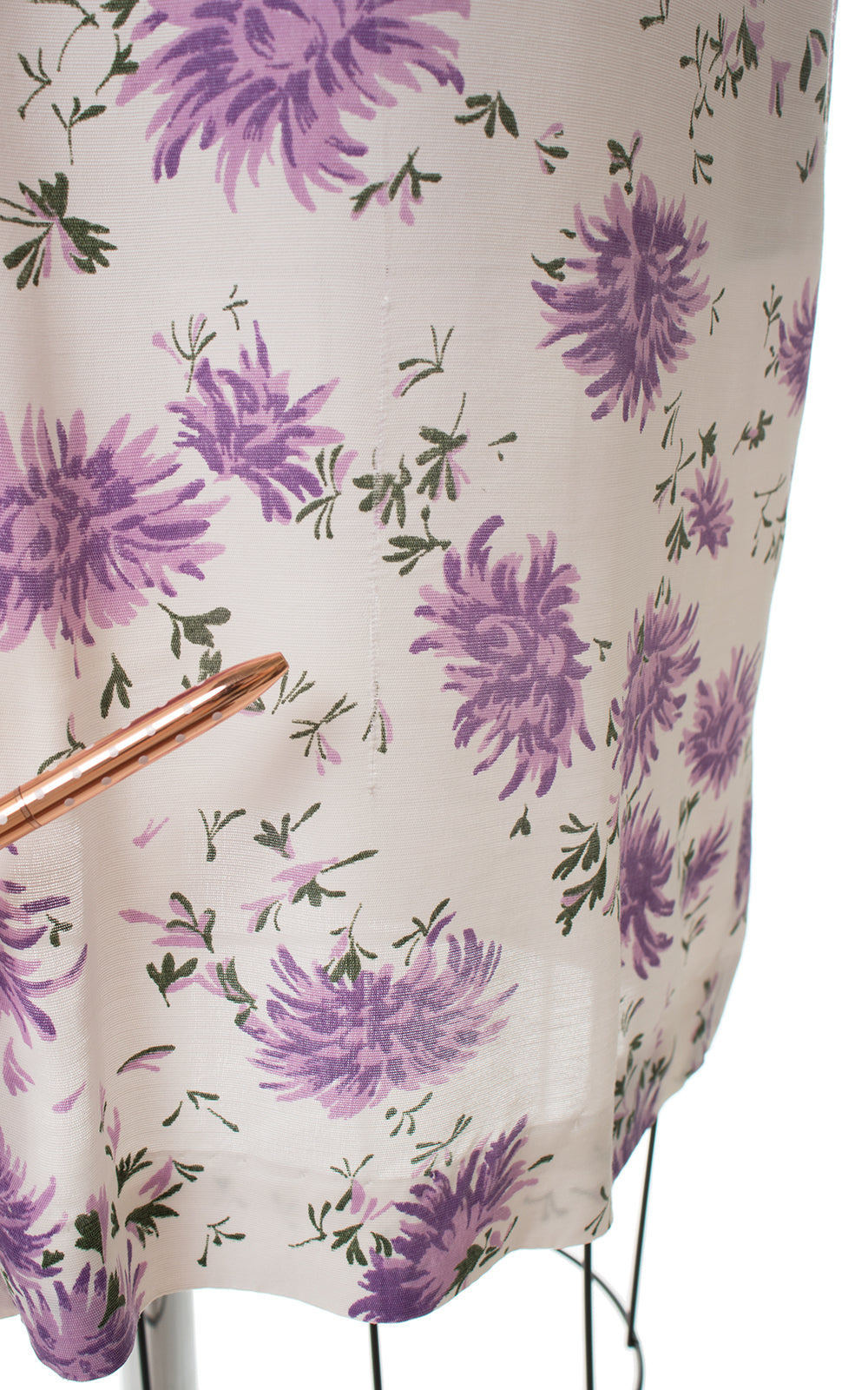 1950s Purple Floral Wiggle Dress with Pockets