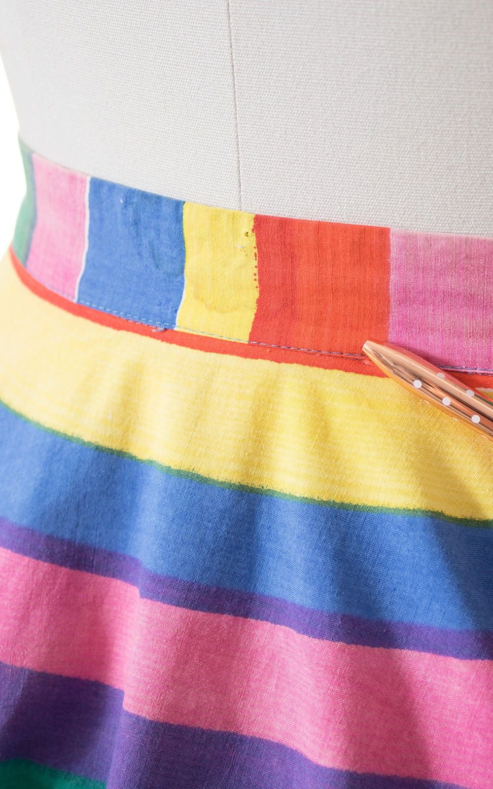 1950s Rainbow Striped Border Print Circle Skirt