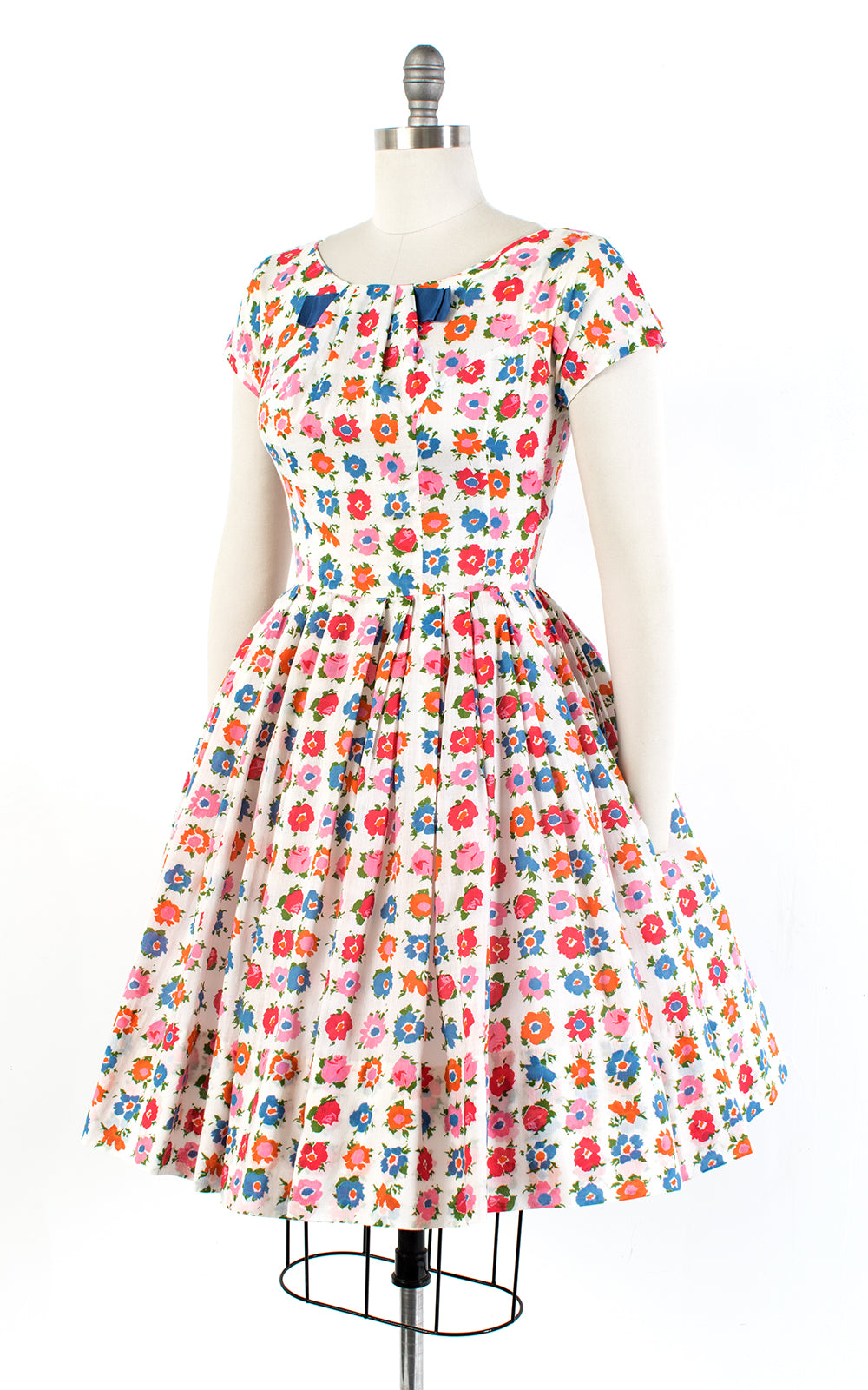 1960s Floral Cotton White Day Dress | small/medium