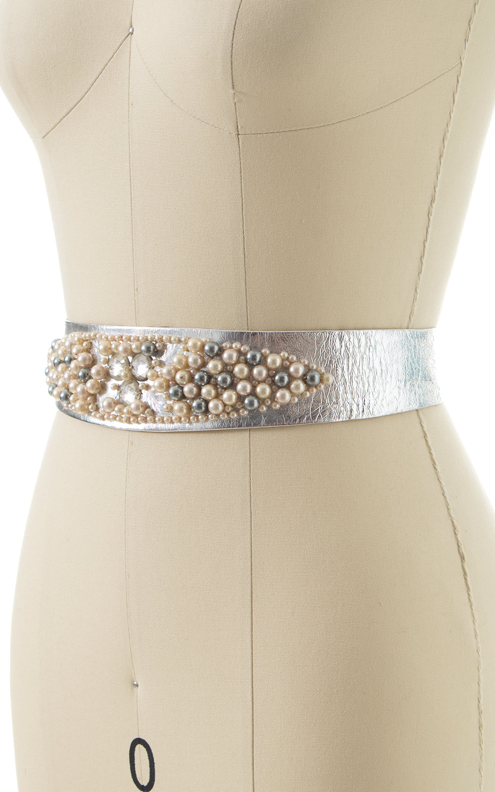 1950s Beaded Silver Leather Cinch Belt