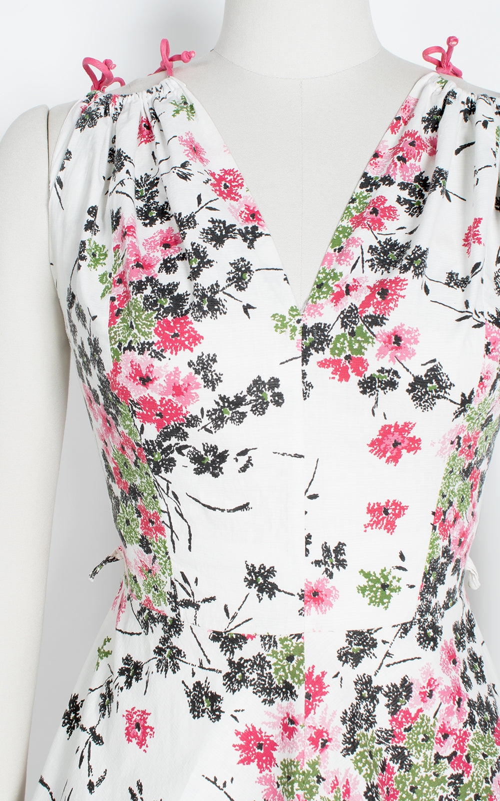 1950s Tie Straps Floral White Cotton Sundress