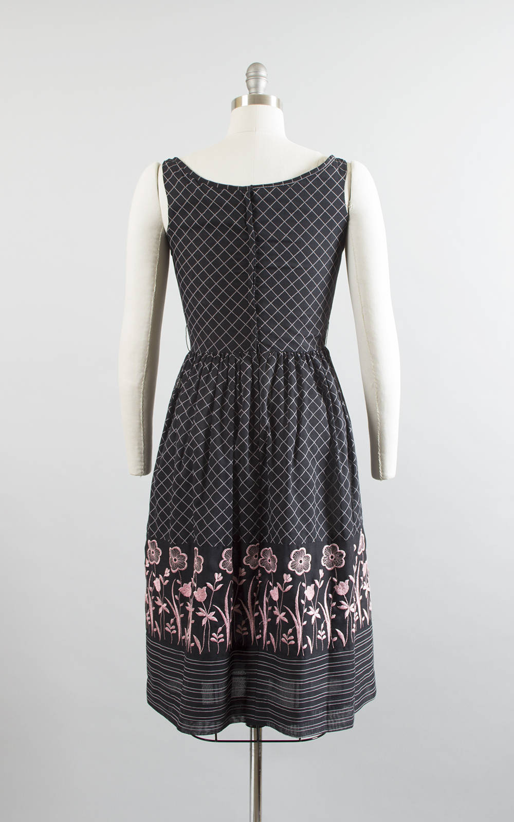 Vintage 1960s Dress | 60s Floral Embroidered Border Print Cotton Sundress Plaid Black Full Skirt Day Dress (small)