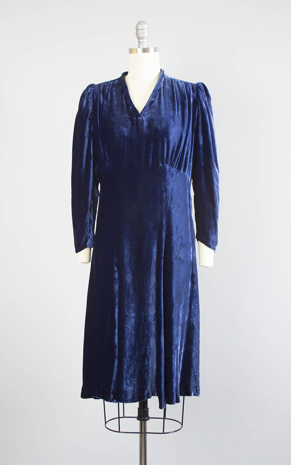 1930s 1940s Dark Blue Silk Velvet Bias Cut Evening Dress | small Birthday Life Vintage 1930s 1940s Dark Blue Silk Velvet Bias Cut Evening Dress | small Birthday Life Vintage