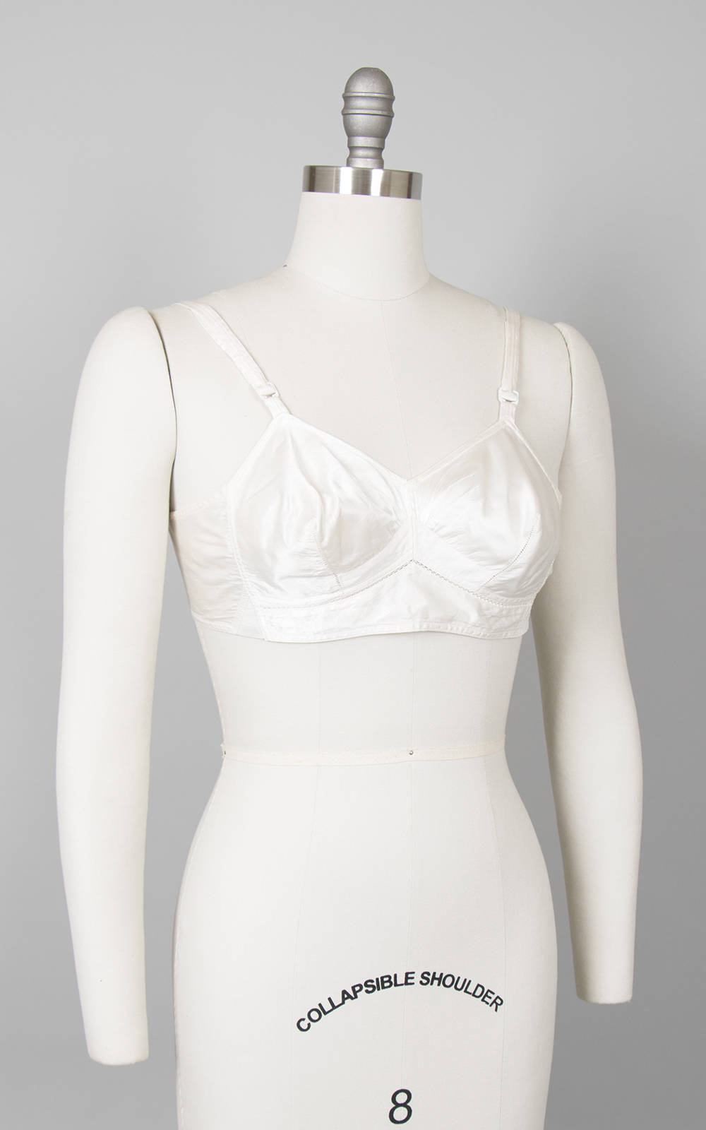 Vintage 1940s 1950s Bullet Bra | 40s 50s Cream Rayon Satin Off White Pointed Pin Up Bra (30B 32B xs)