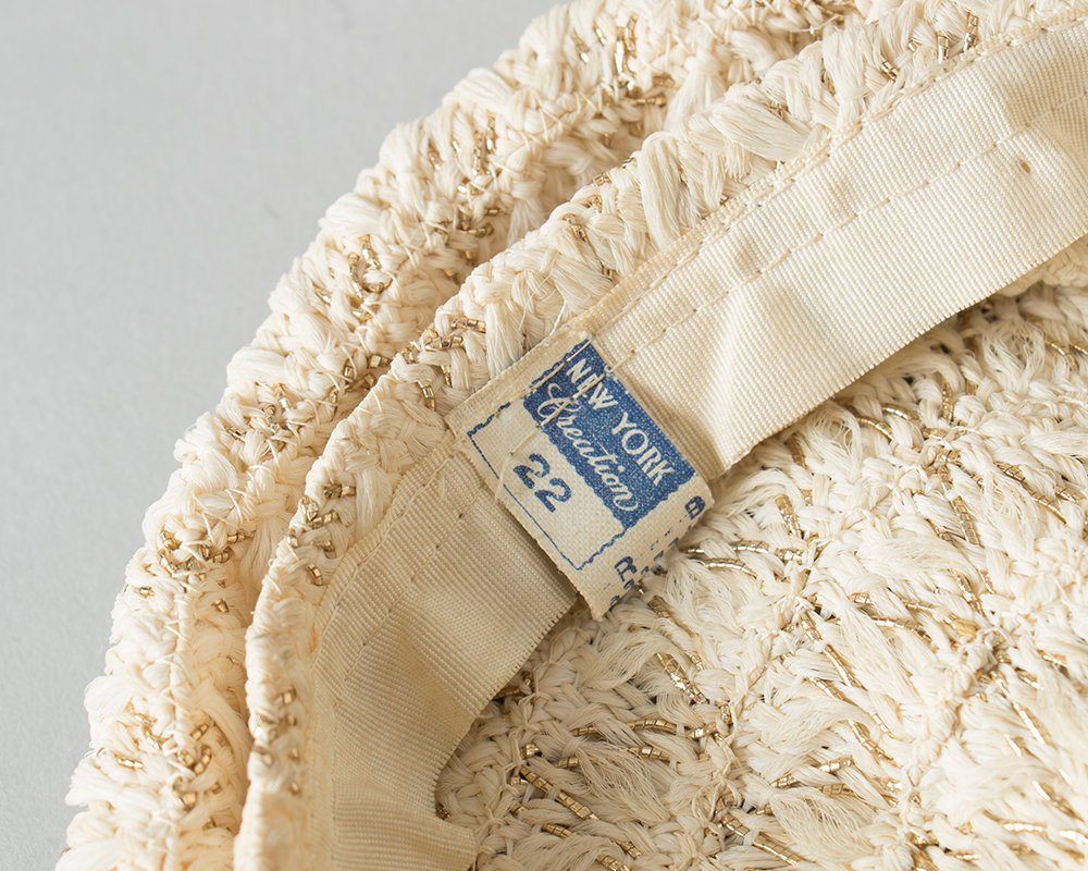 Vintage 1950s Beret | 50s NEW YORK CREATION Raffia Metallic Gold Cream Tam Hat with Bow (small/medium)
