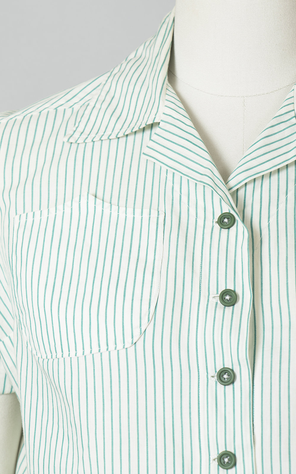 Vintage 1950s 1960s Blouse | 50s 60s Green Striped Cotton Drawstring Button Up Crop Top (medium)
