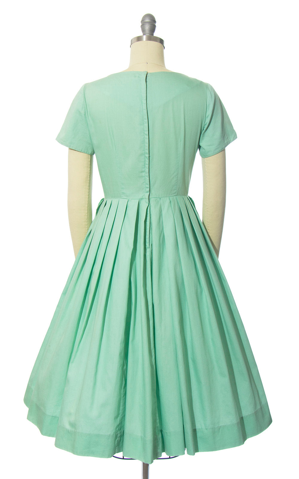 Vintage 1950s Dress | 50s Rose Floral Embroidered Mint Green Cotton Full Skirt Day Dress (xs/small)