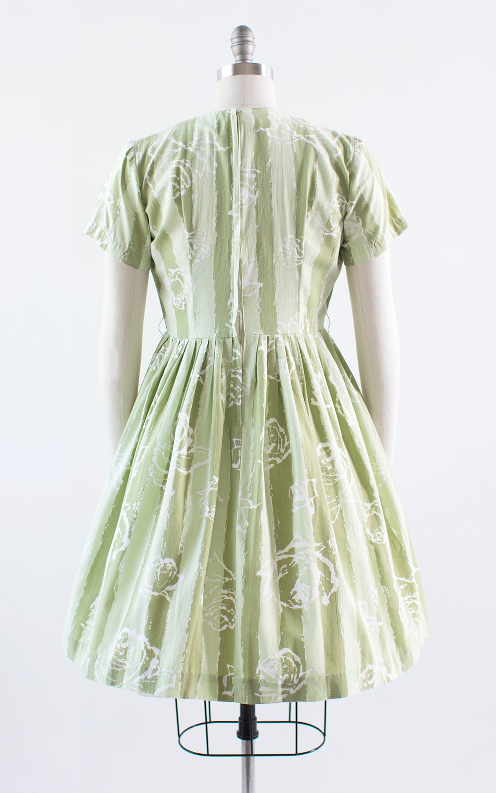 Vintage 1950s Dress | 50s Rose Floral Striped Cotton Green Full Skirt Day Dress (medium)