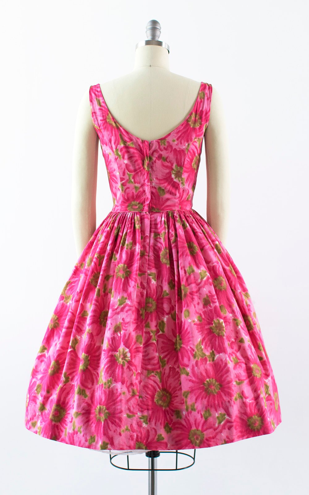 Vintage 1950s Dress | 50s Hot Pink Floral Cotton Sundress Full Skirt Day Dress (x-small)