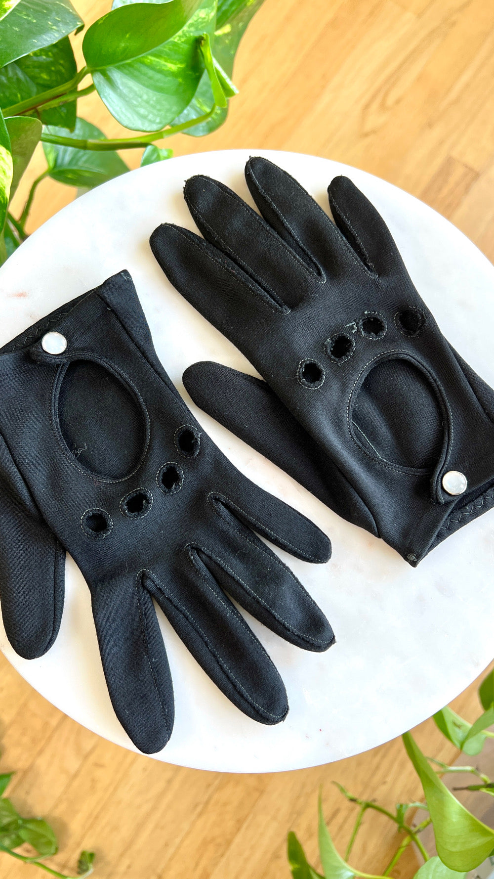 1960s Black Jersey Driving Gloves