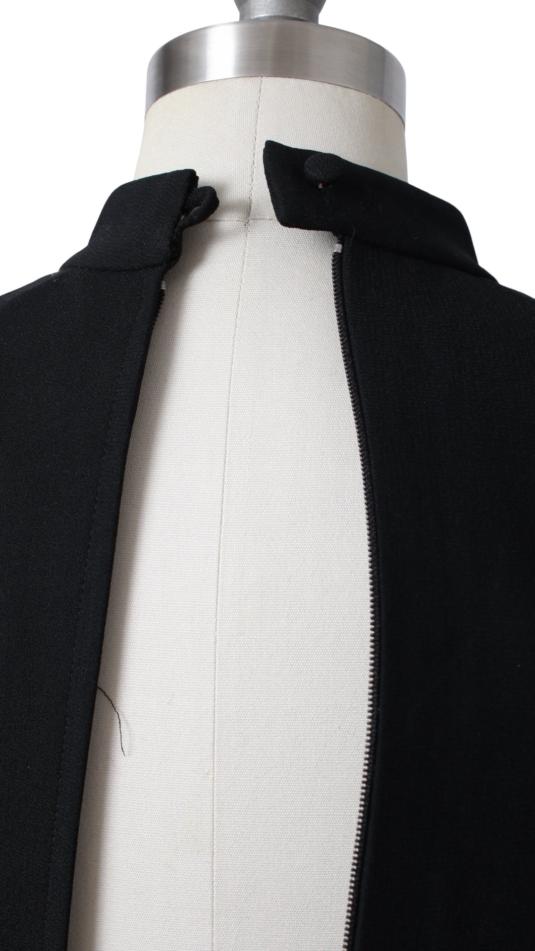 1990s Beaded Cage Neckline Dress | small/medium