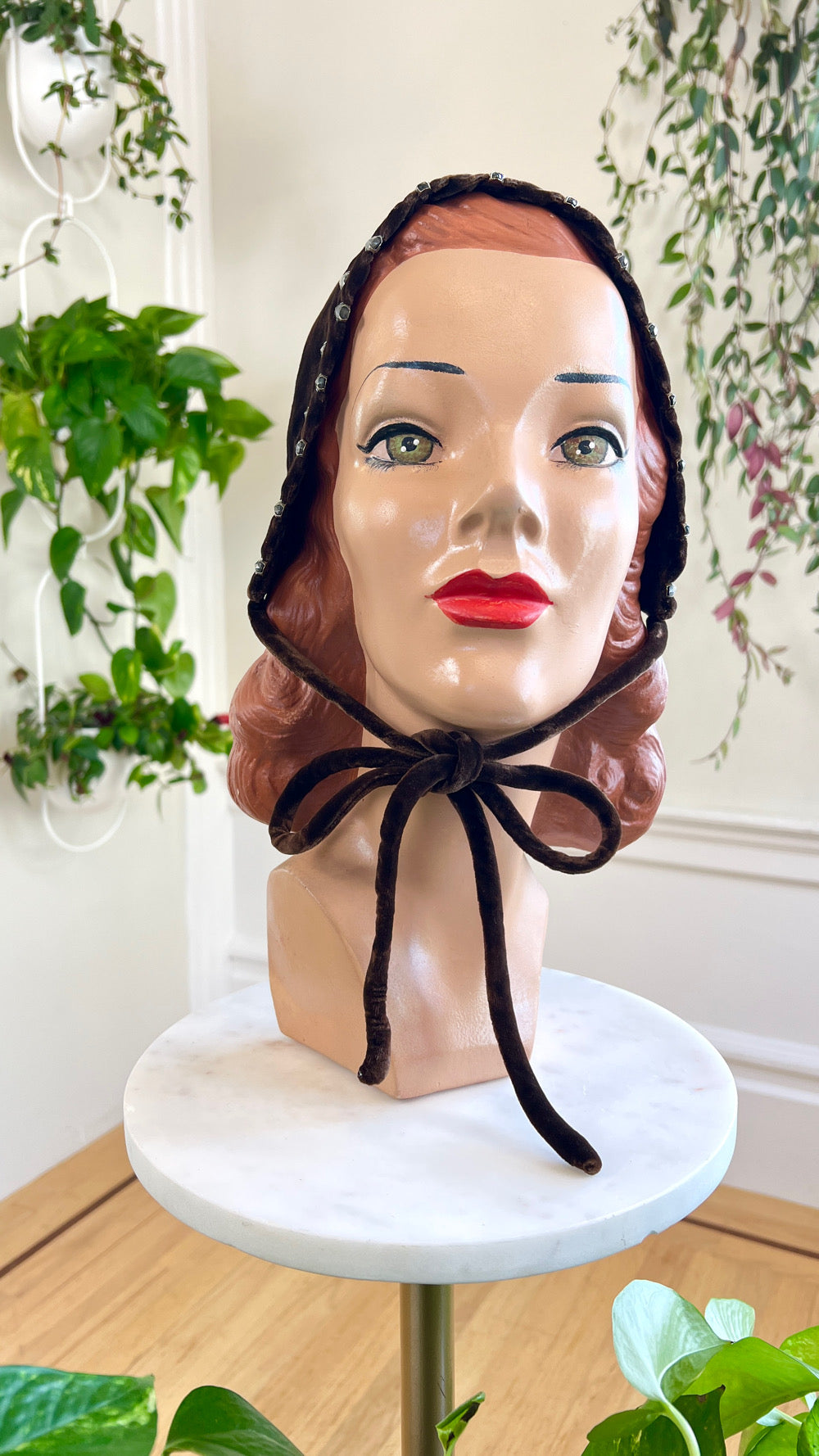 1950s Rhinestone Studded Brown Velvet Bonnet