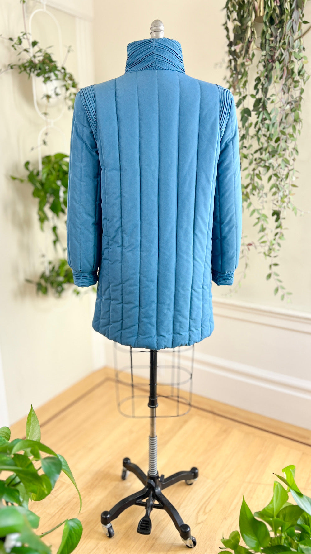 1980s Blue Puffer Coat | medium