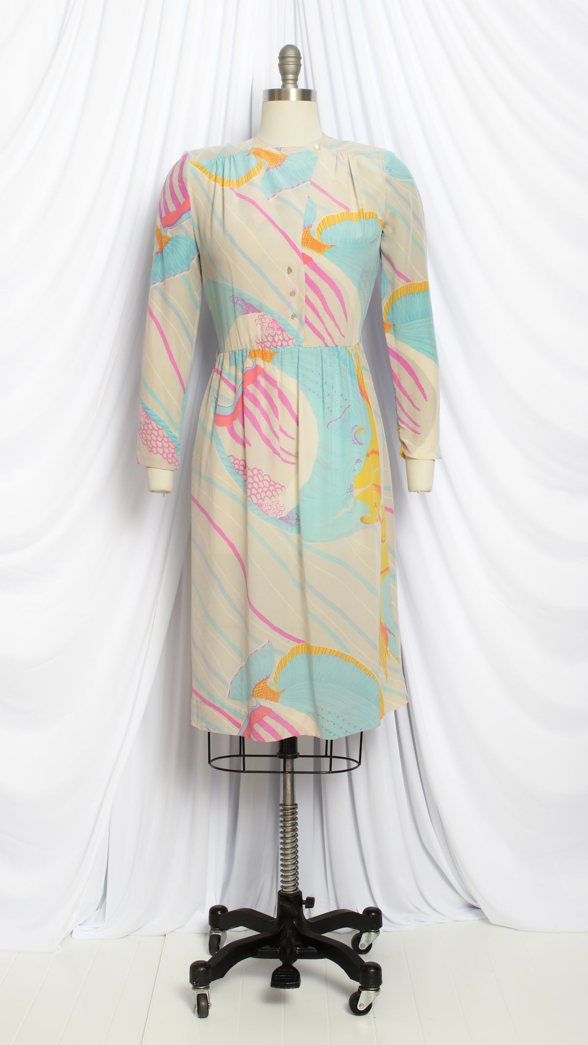 NEW | 1980s Fish Novelty Print Silk Crepe Dress | small/medium