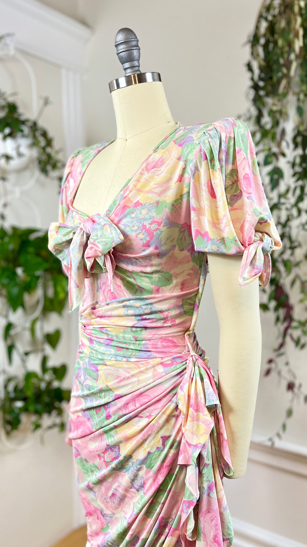 Vintage 1980s 80s Ungaro Designer Floral Silk Jersey Draped Wiggle Sheath Tea Day Dress Stretchy Couture Pastel Print xs xsmall
