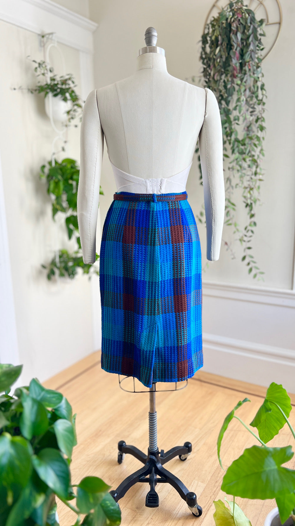 1950s Plaid Wool Pencil Skirt | medium