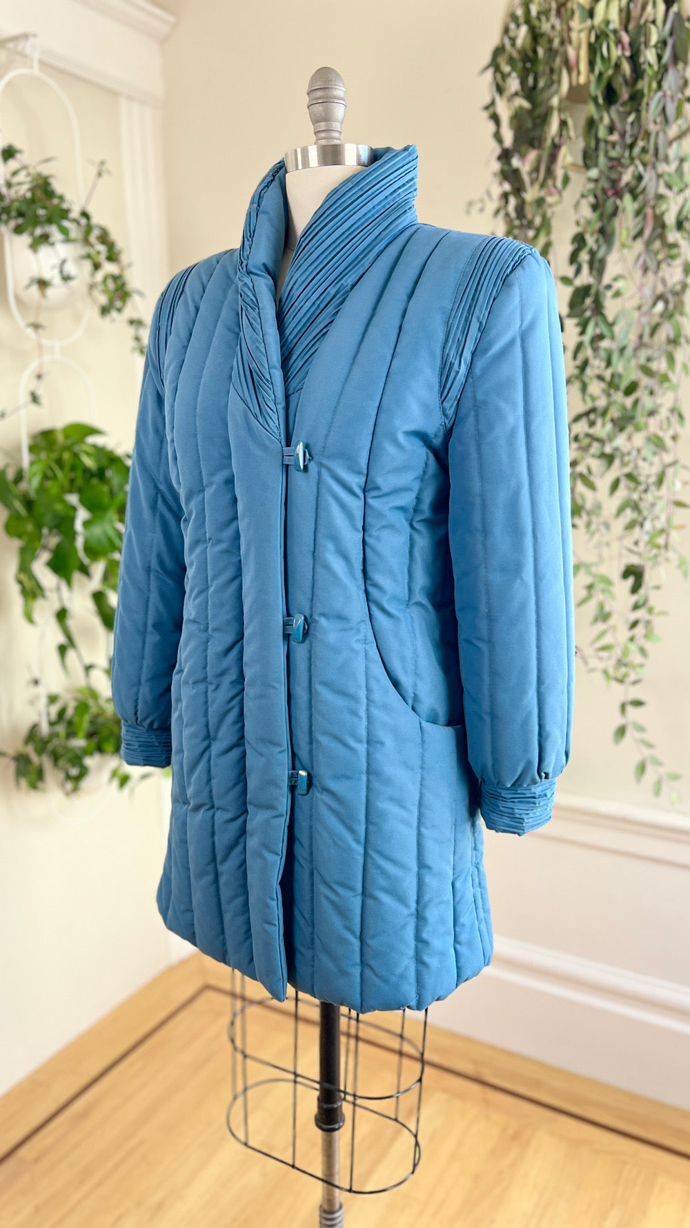 1980s Blue Puffer Coat | medium