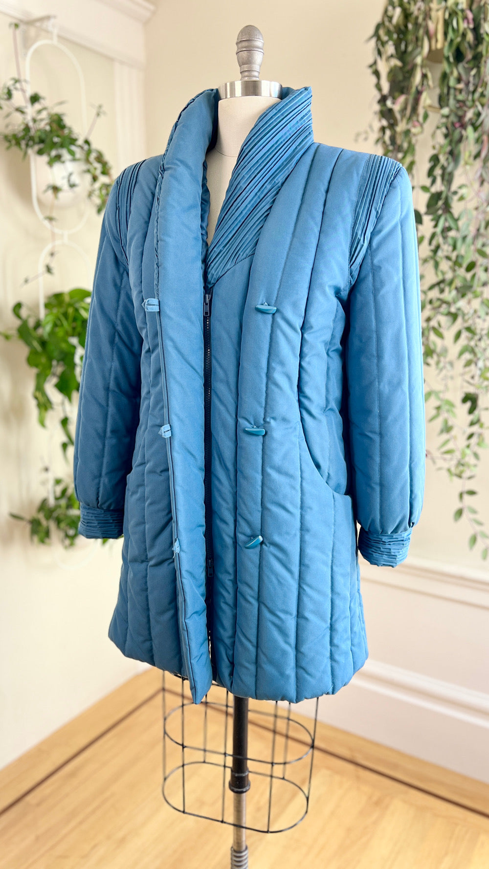 1980s Blue Puffer Coat | medium