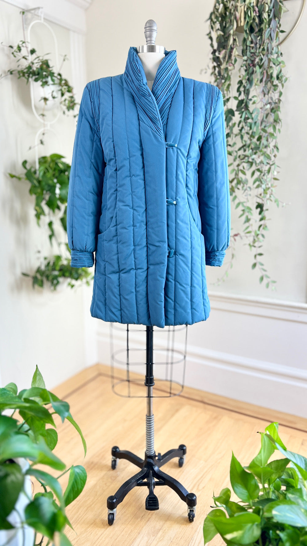 1980s Blue Puffer Coat | medium