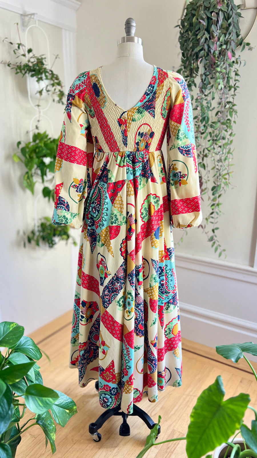 1970s DENISE ARE THERE! Printed Maxi Dress | x-small/small/medium