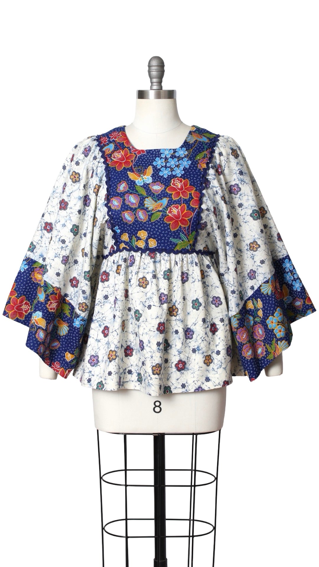 1970s Wide Sleeve Batik Blouse | small