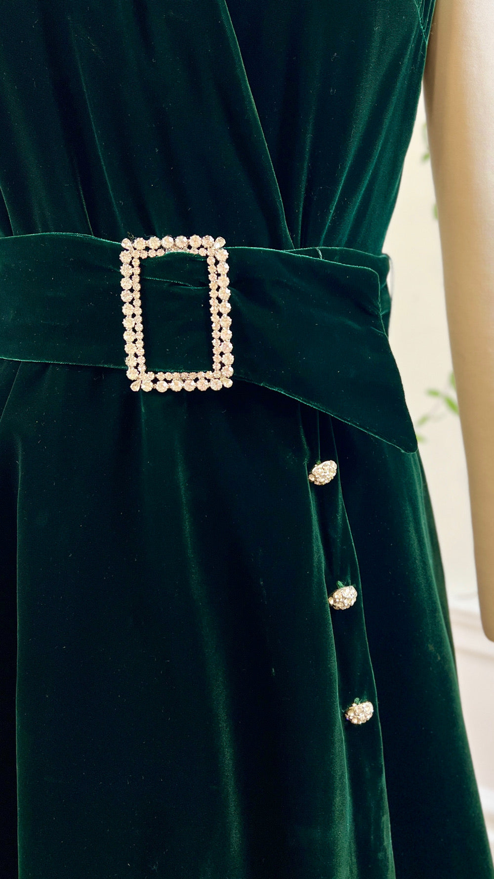 1970s Green Velvet & Rhinestone Party Dress | medium Birthday Life Vintage 1970s Green Velvet & Rhinestone Party Dress | medium Birthday Life Vintage