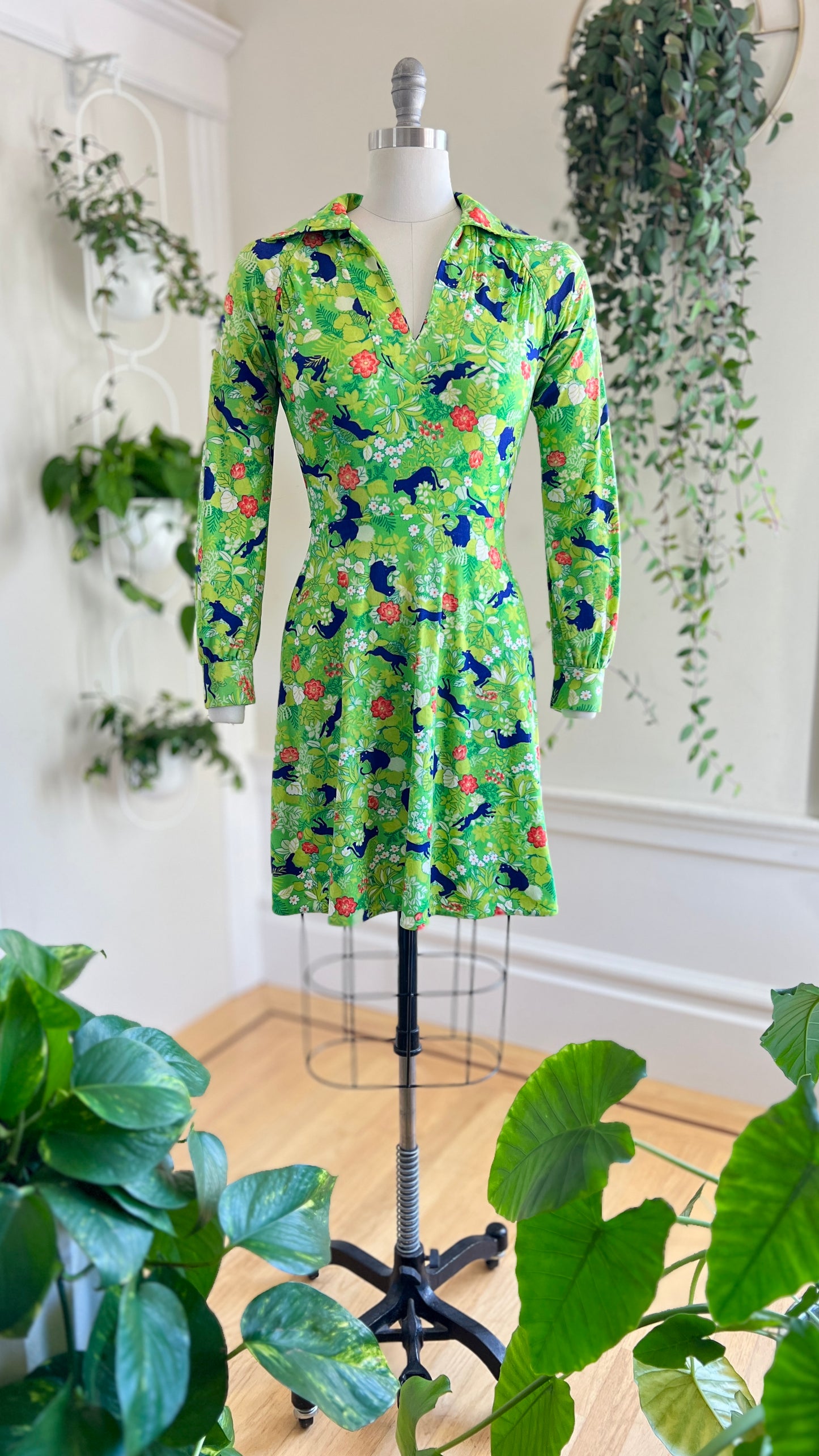 1970s Panther Novelty Print Dress | x-small/small