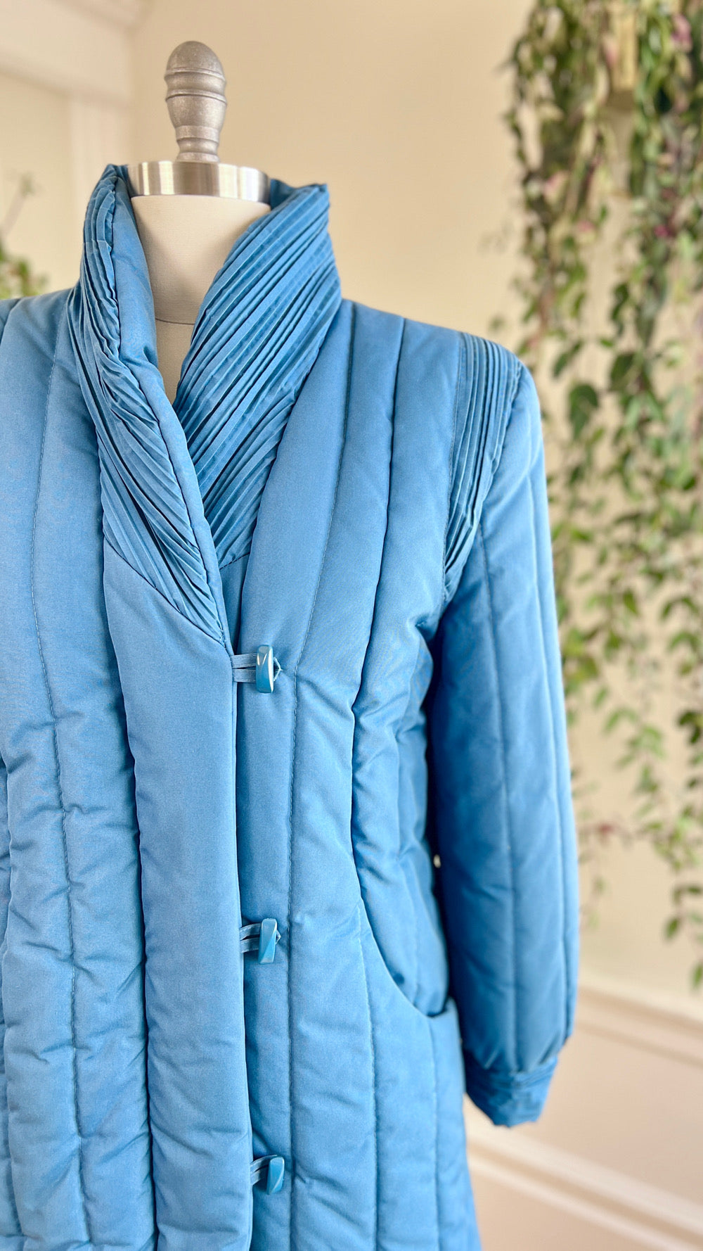 1980s Blue Puffer Coat | medium