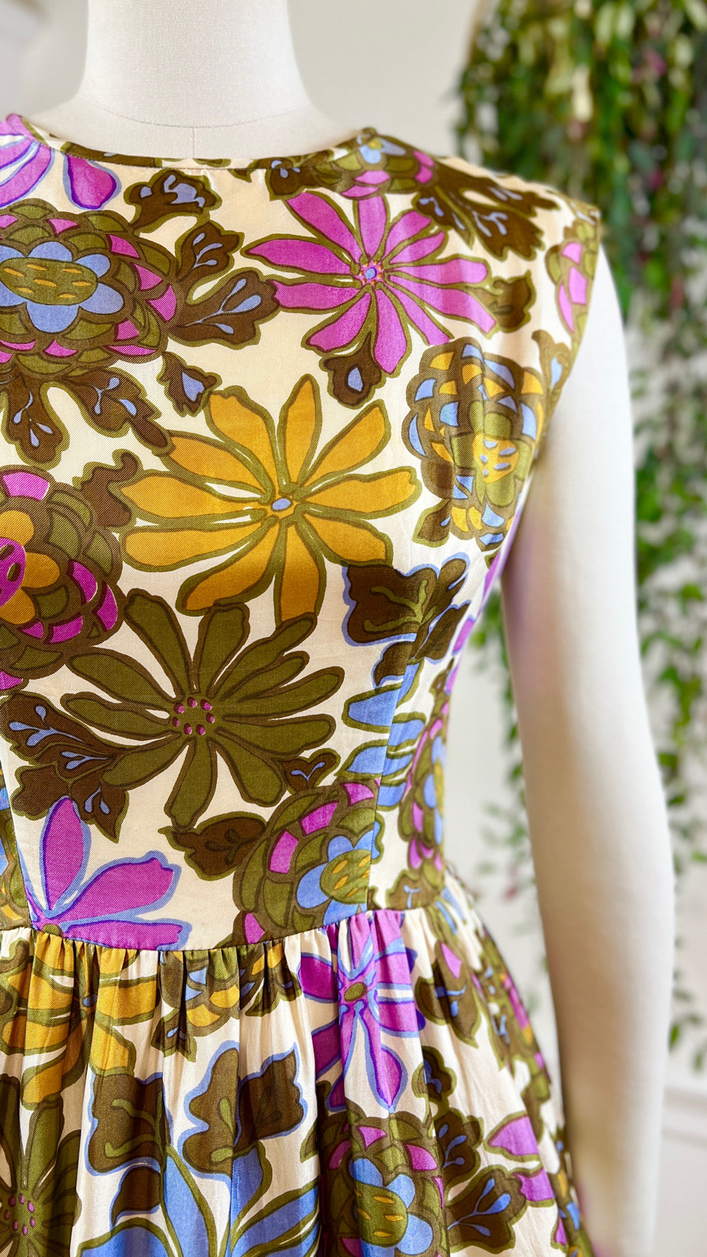 1960s SUZY PERETTE Silk Floral Dress | medium