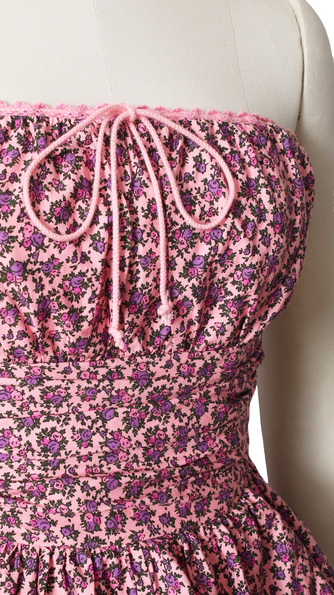 NEW | 2000s Y2K BETSEY JOHNSON Tiered Ditsy Floral Dress | small/medium
