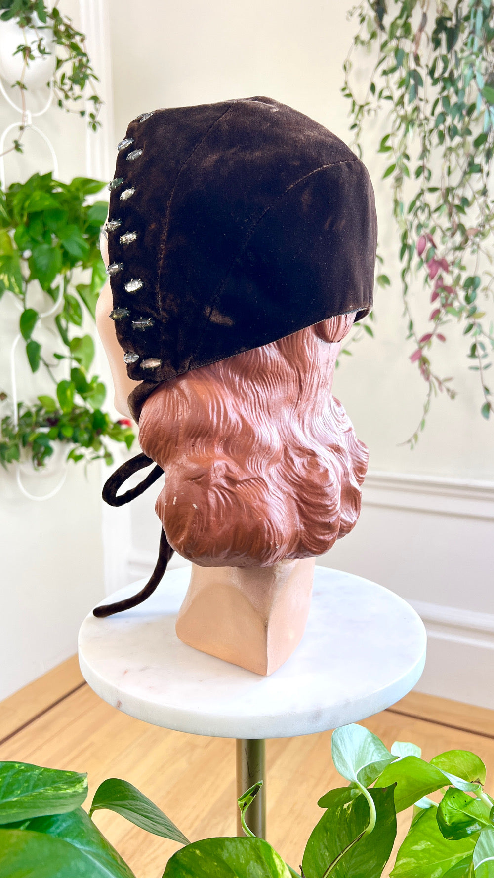 1950s Rhinestone Studded Brown Velvet Bonnet