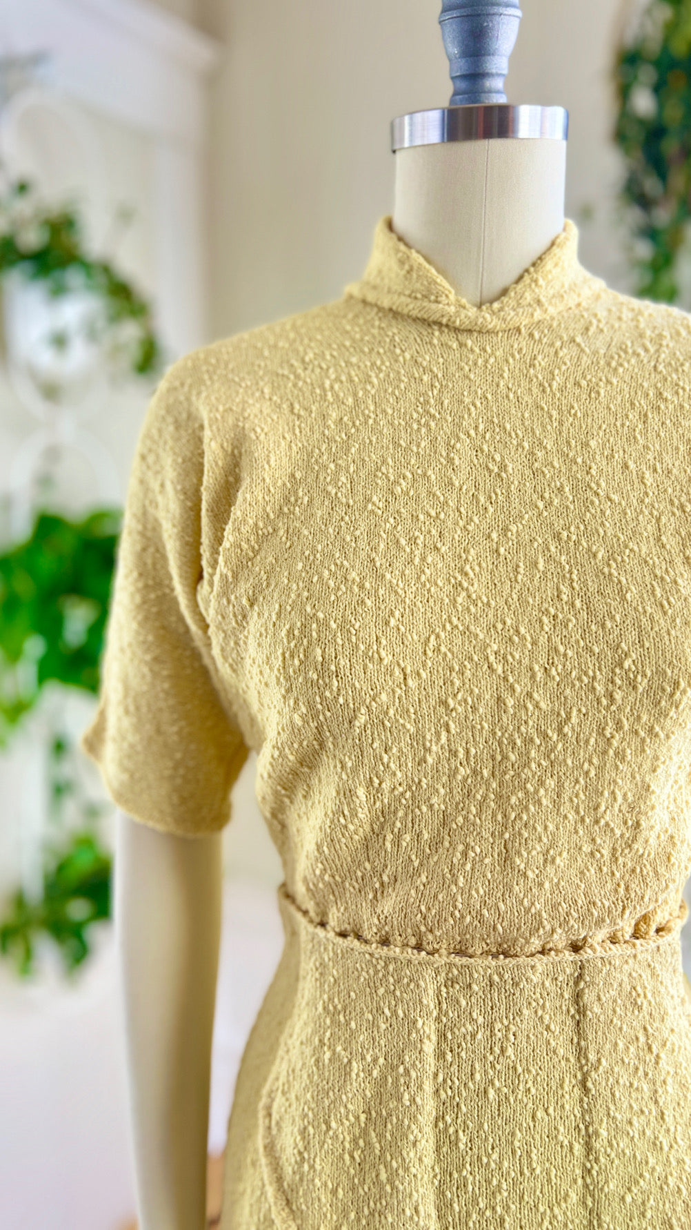 1940s Yellow Knit Wool Dress with Belt | x-small/small