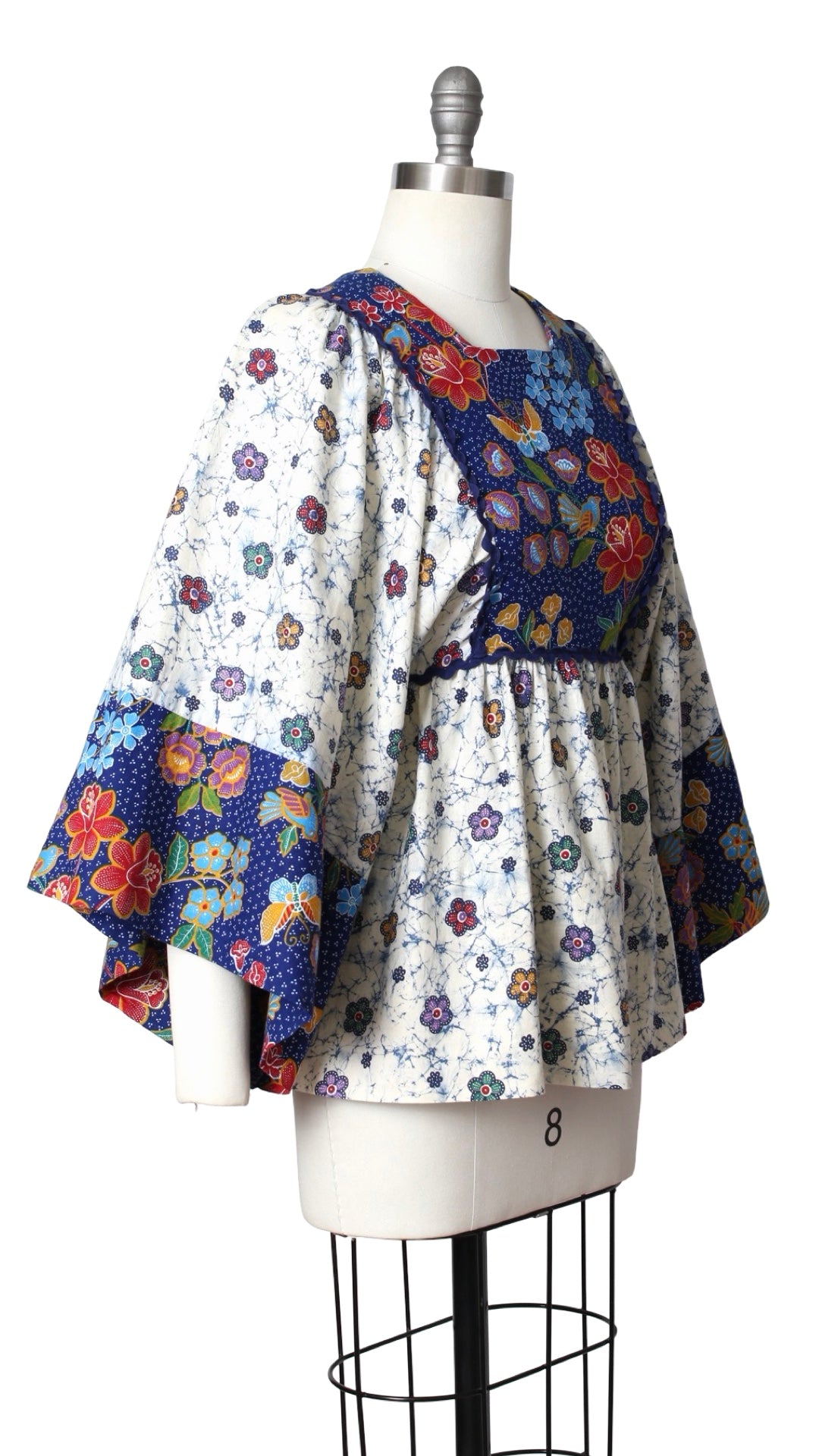 1970s Wide Sleeve Batik Blouse | small