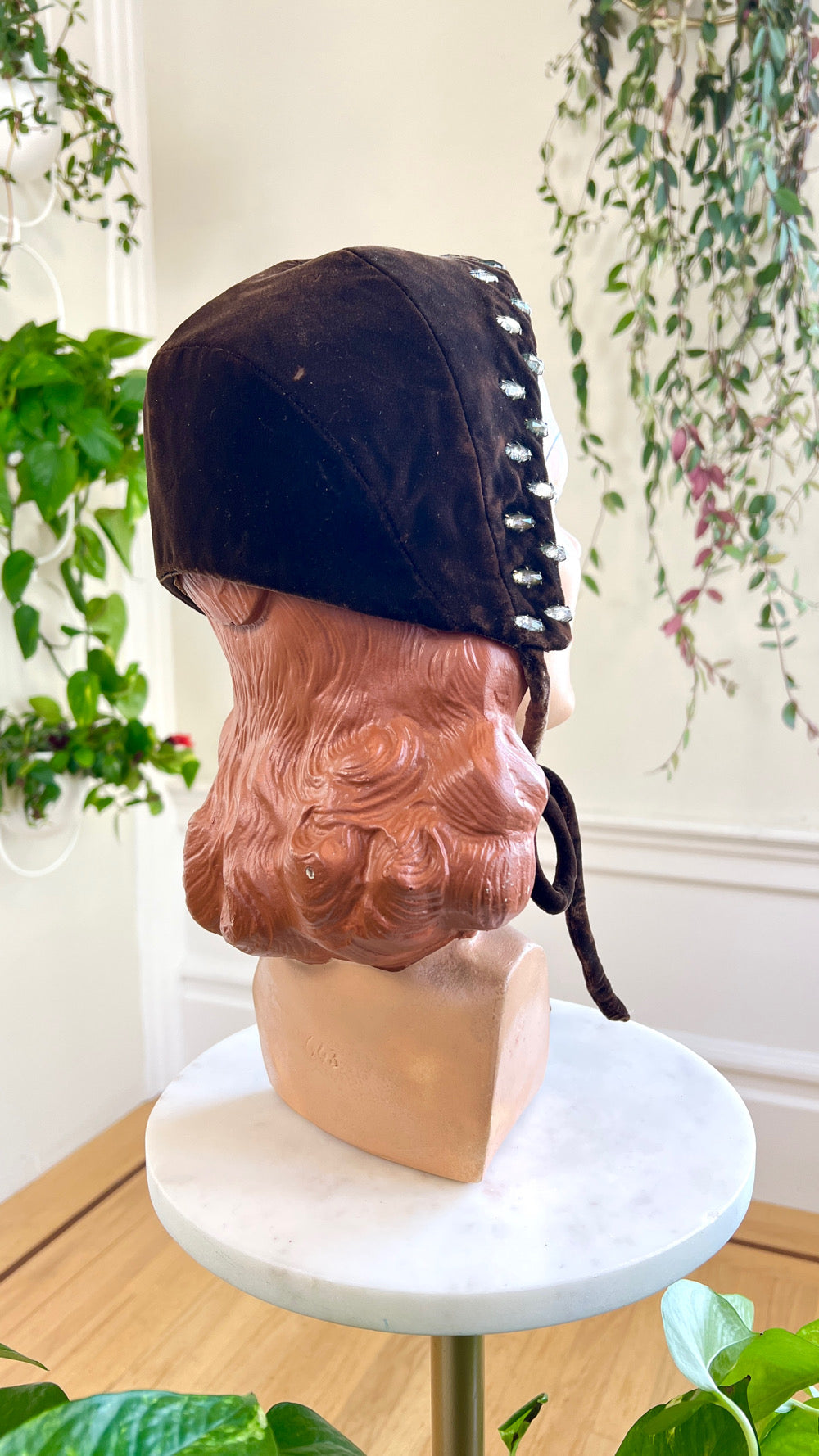 1950s Rhinestone Studded Brown Velvet Bonnet