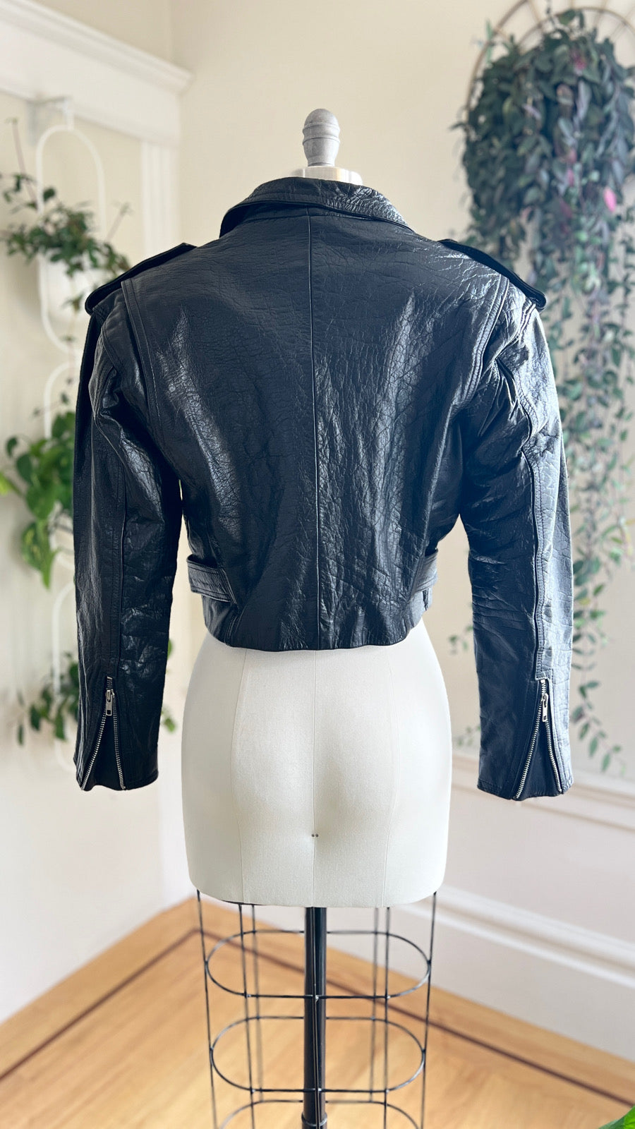 1980s 1990s Black Leather Moto Jacket | large