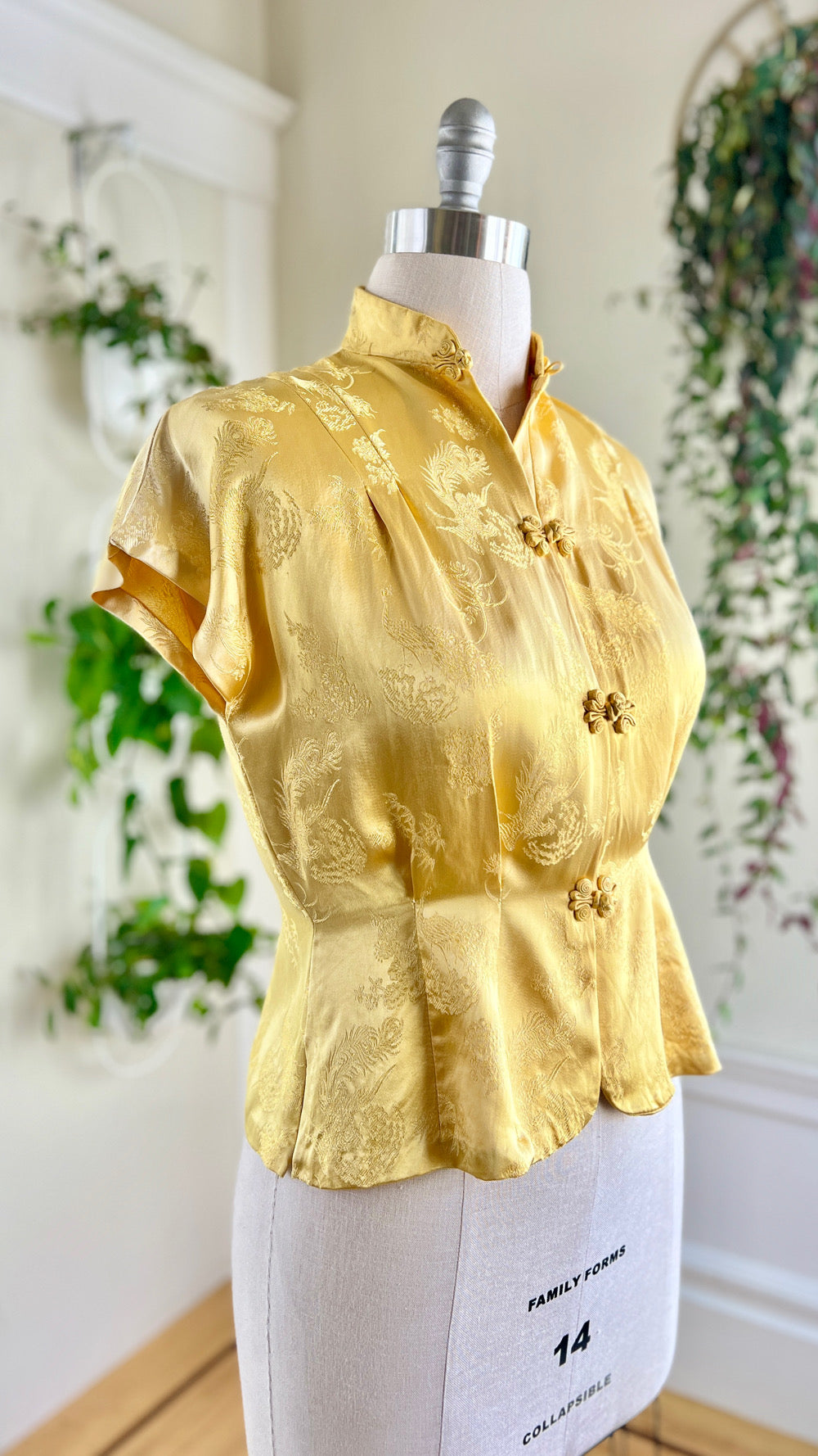 1950s Peacock Satin Jacquard Blouse | medium/large