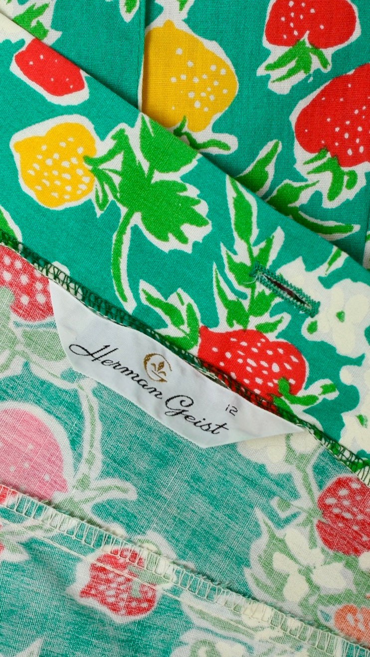 NEW | 1970s Strawberry Floral Skirt | small/medium