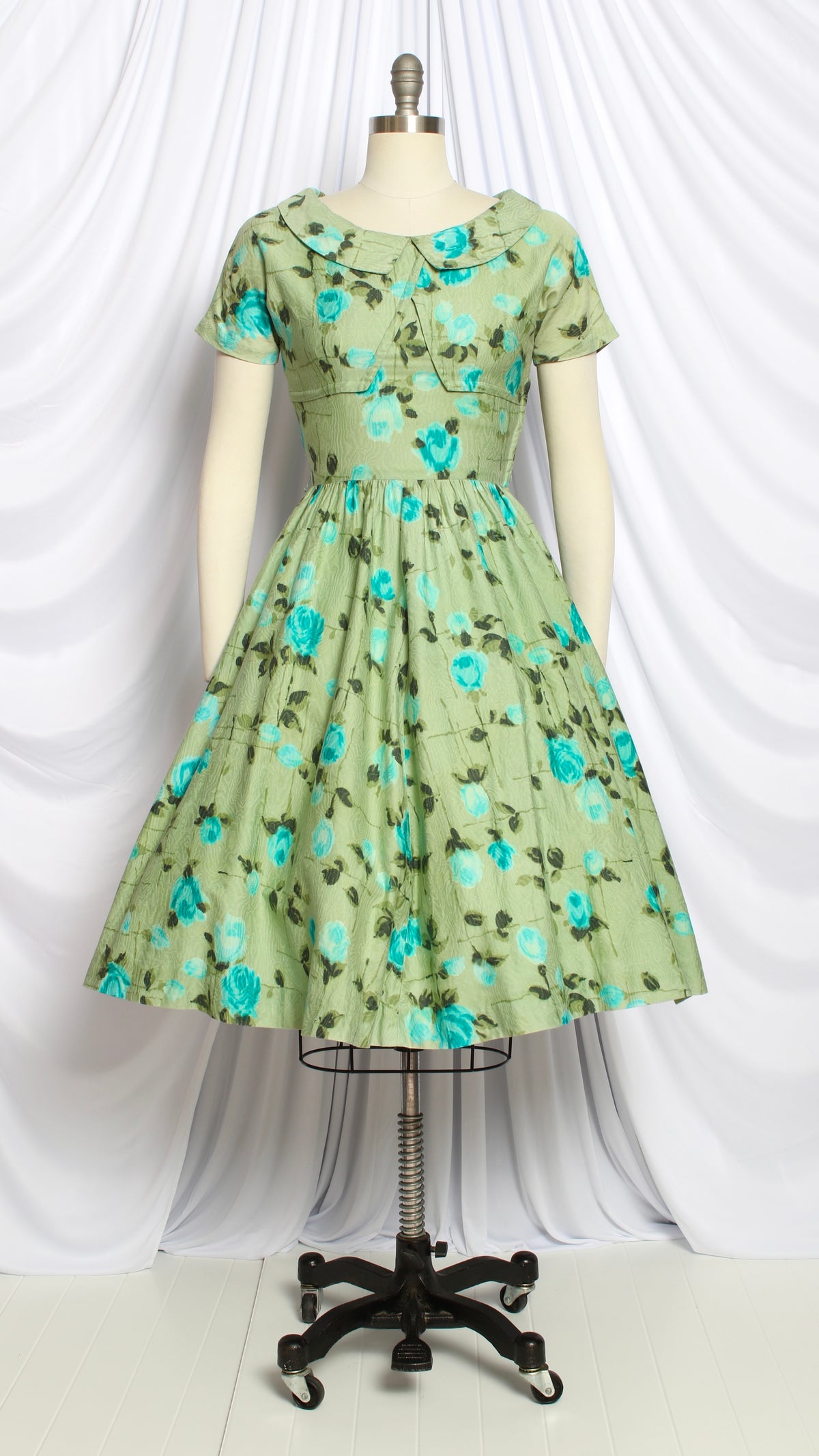 NEW | 1950s Green Rose Print Dress | small