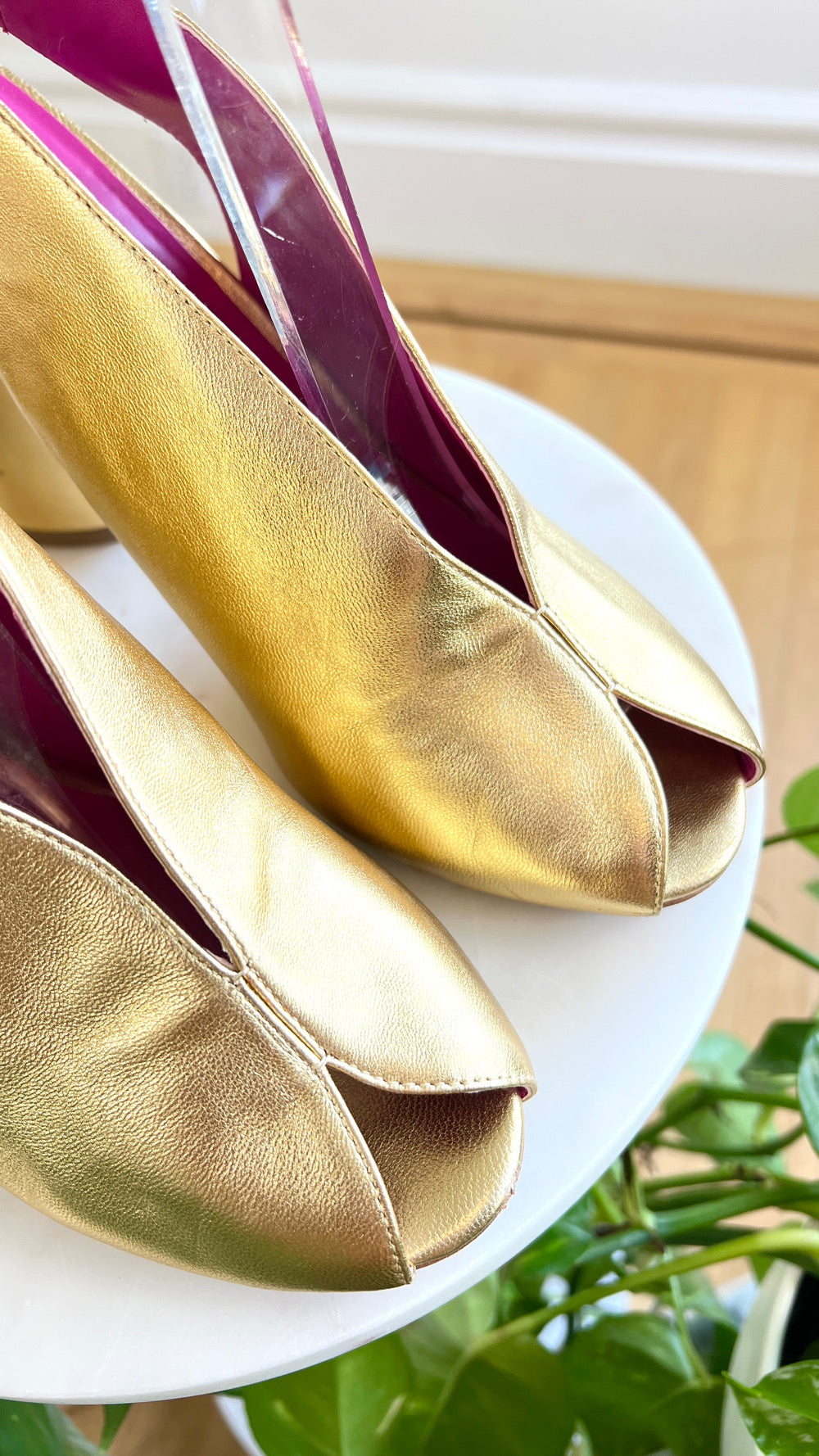 Modern TRINA TURK 1970s Style Gold Leather Slingback Heels | size US 8