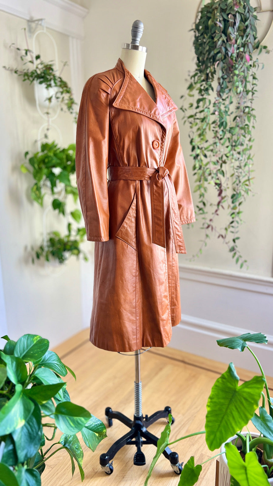 1970s Caramel Leather Trench Coat | x-small/small