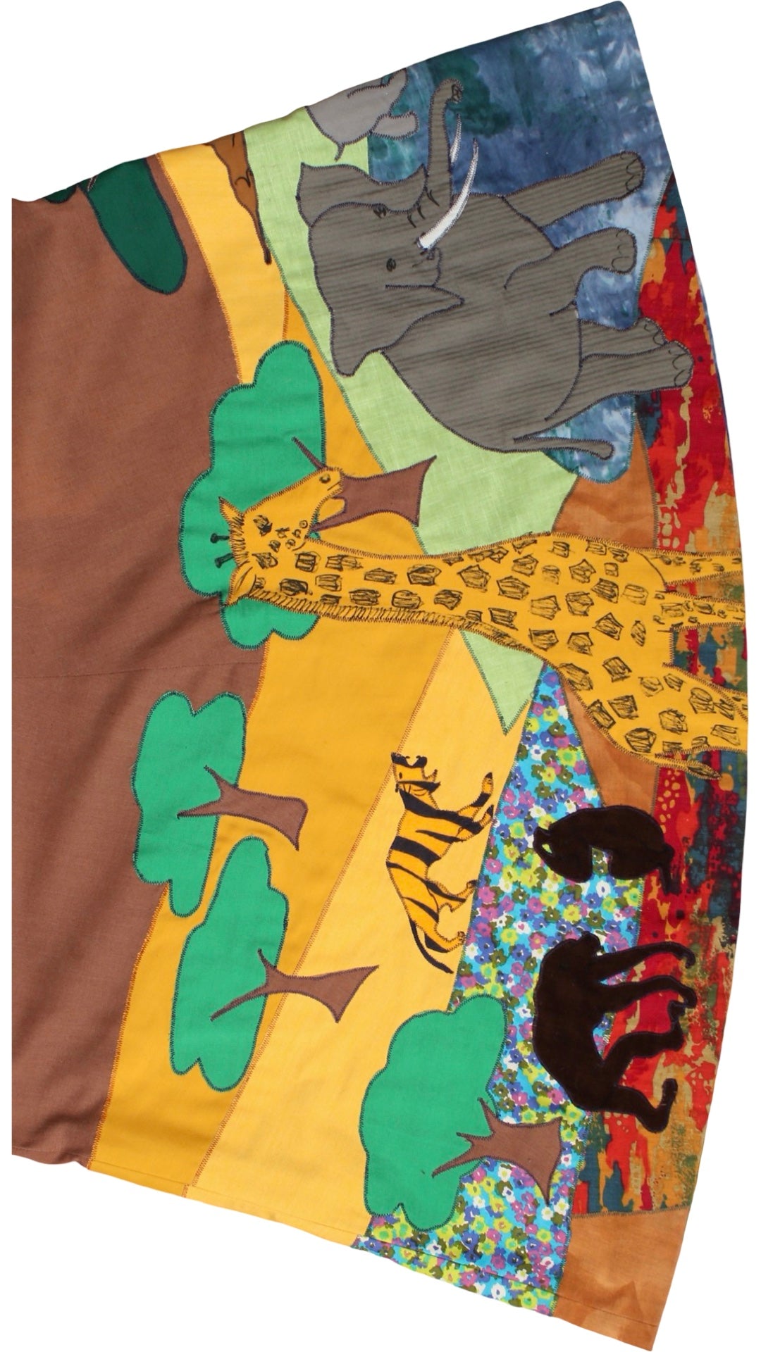 1970s Hand-Appliquéd "Water Hole" Novelty Border Print Skirt | small