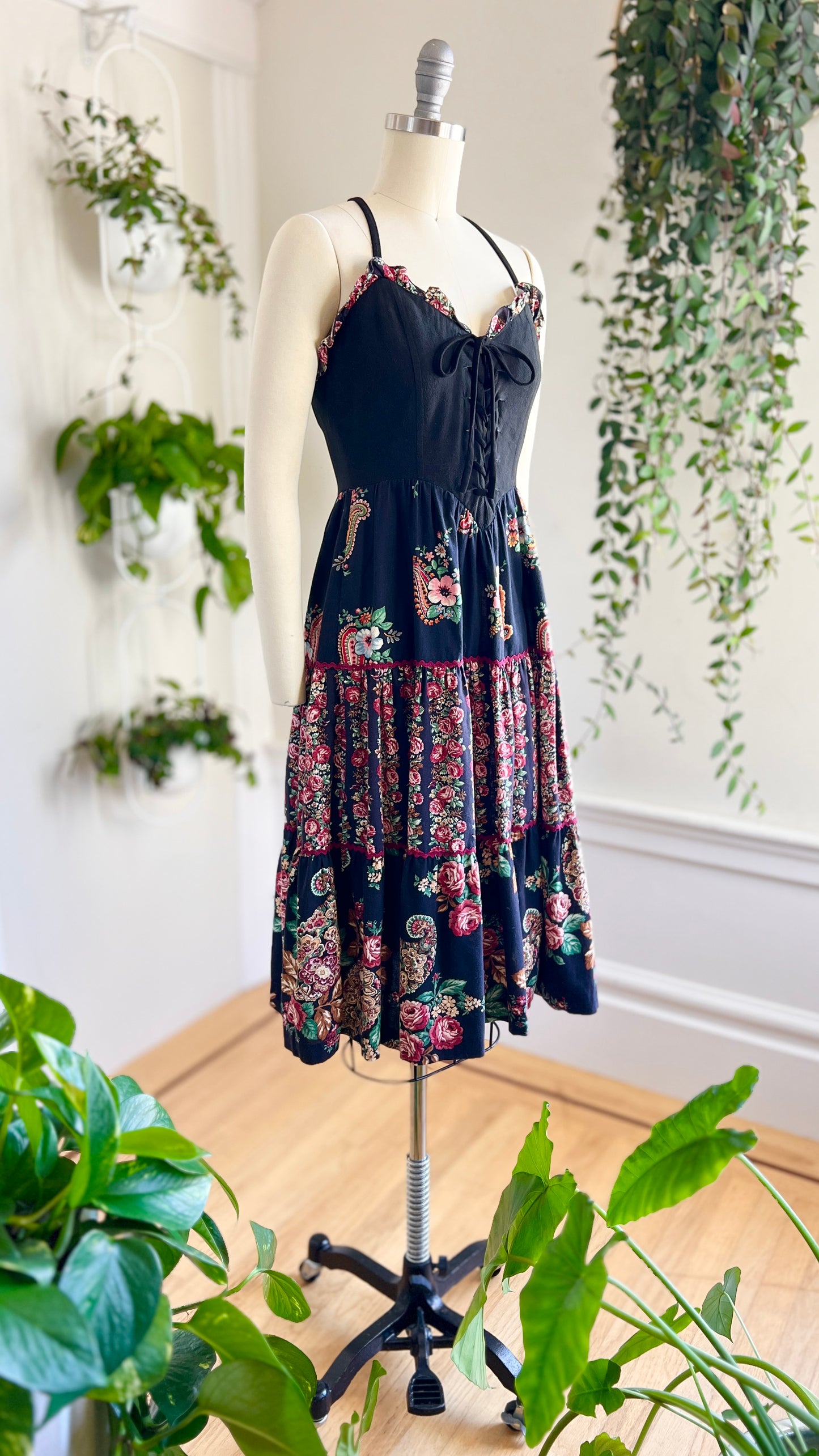 1970s YOUNG EDWARDIAN Floral Corset Dress | small