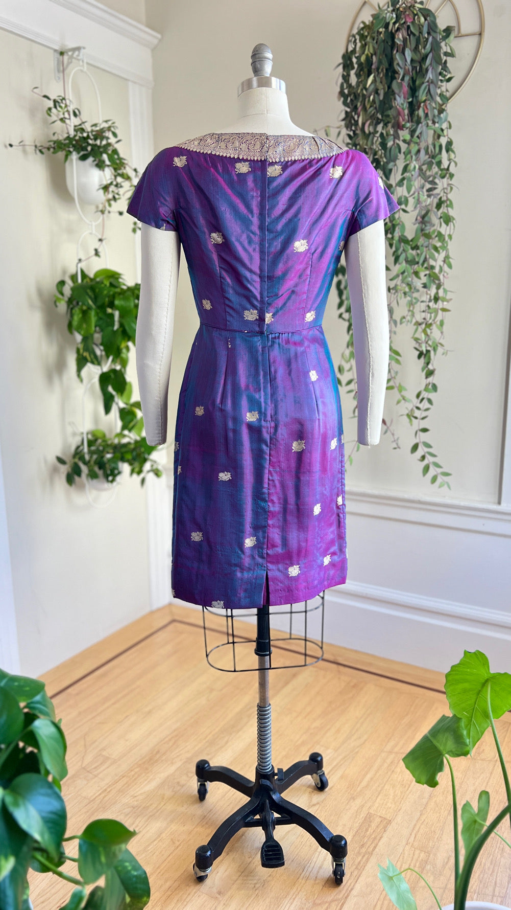 1950s Silk Sharkskin Dress & Jacket Set | small