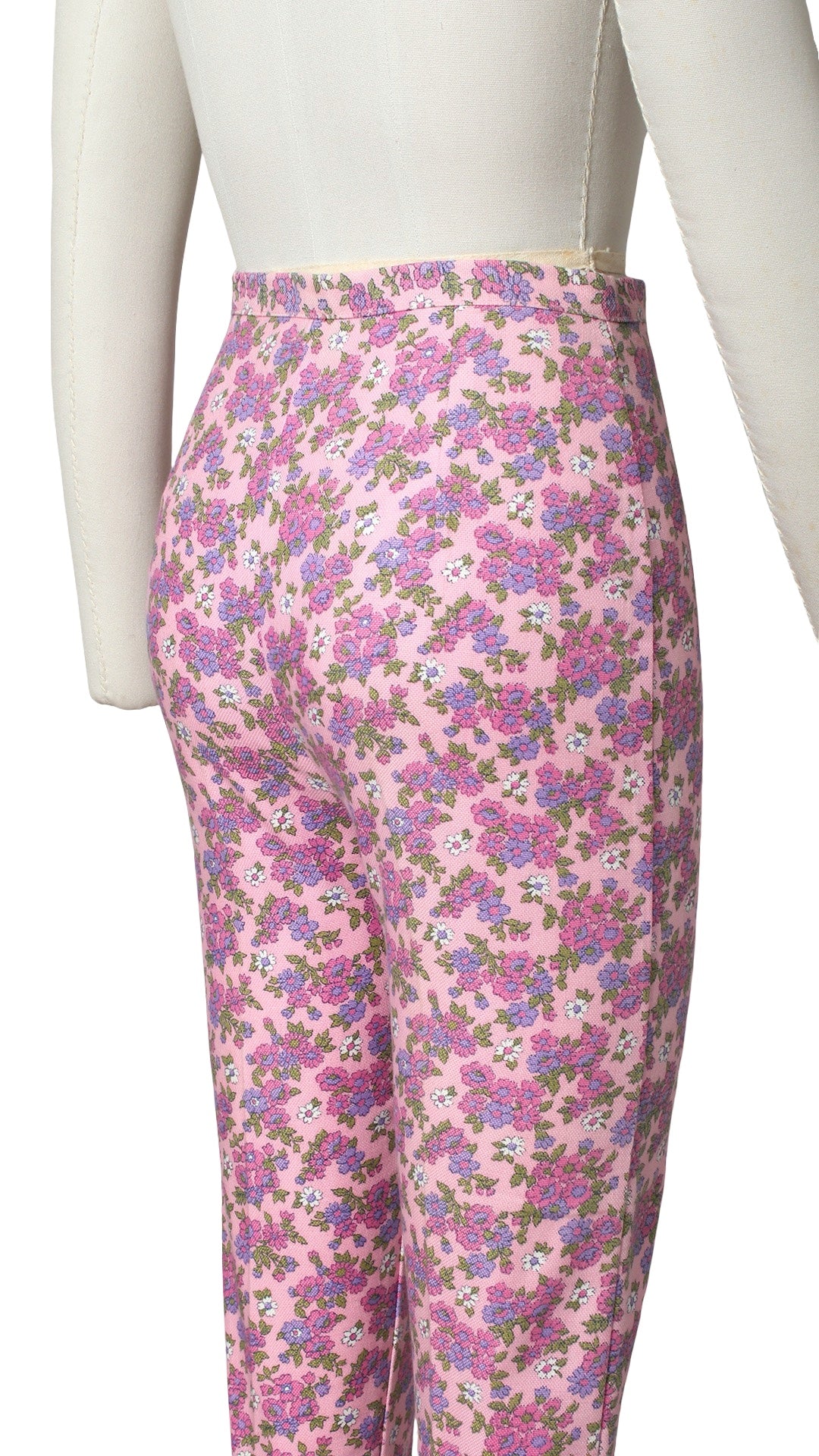 1960s DEADSTOCK Pink Floral Capri Pants | small