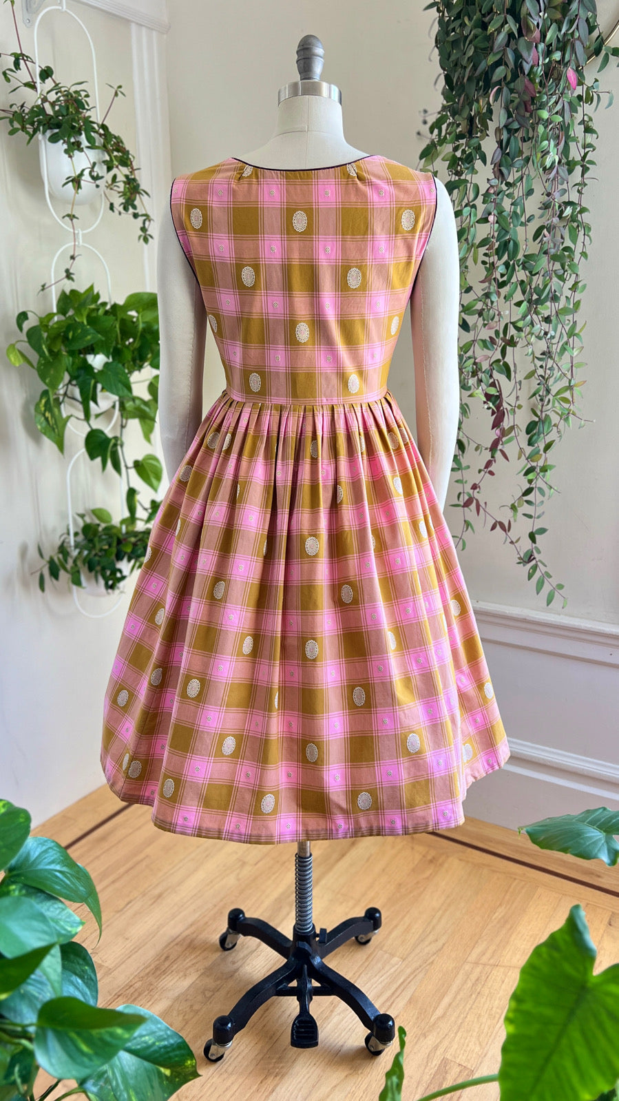 1970s Plaid Dirndl Dress | medium