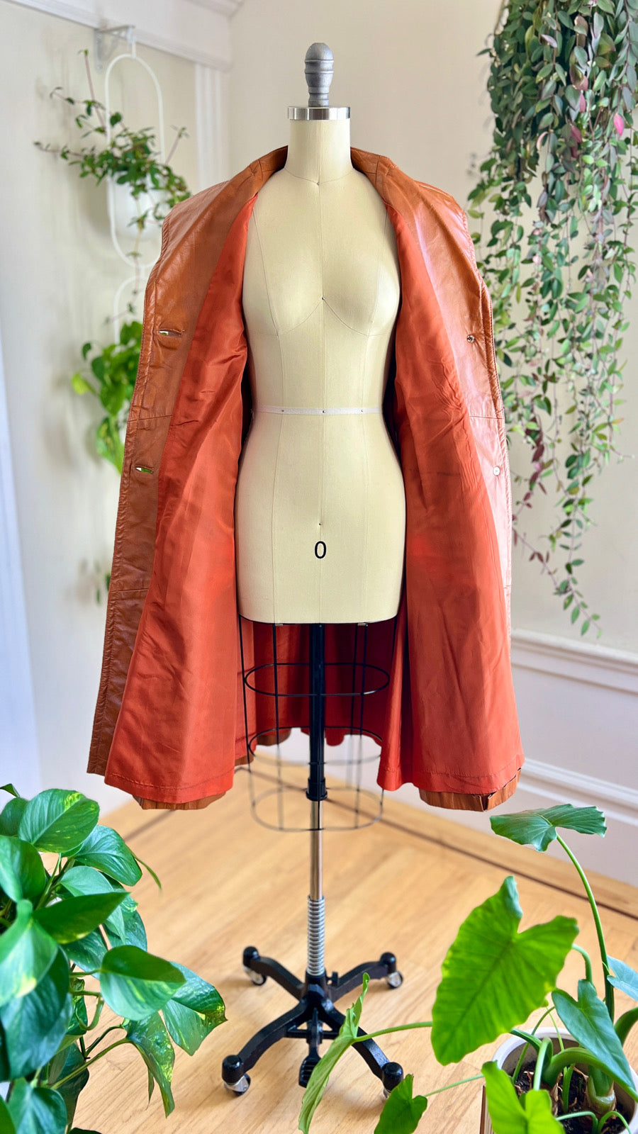 1970s Caramel Leather Trench Coat | x-small/small