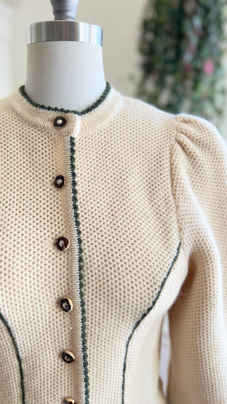 Vintage 1980s German Cream Wool Cardigan | small/medium