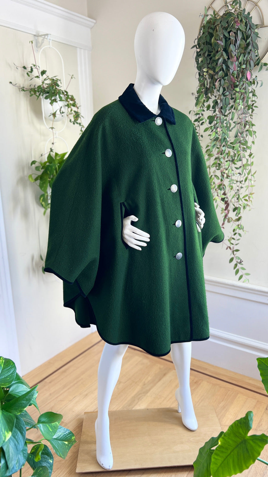 1970s Austrian Wool Cape | small/medium/large/x-large