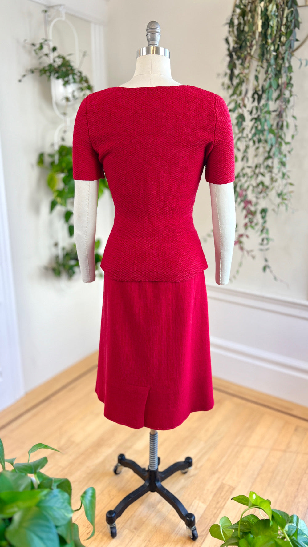 1950s Red Knit Wool Skirt Set | small/medium