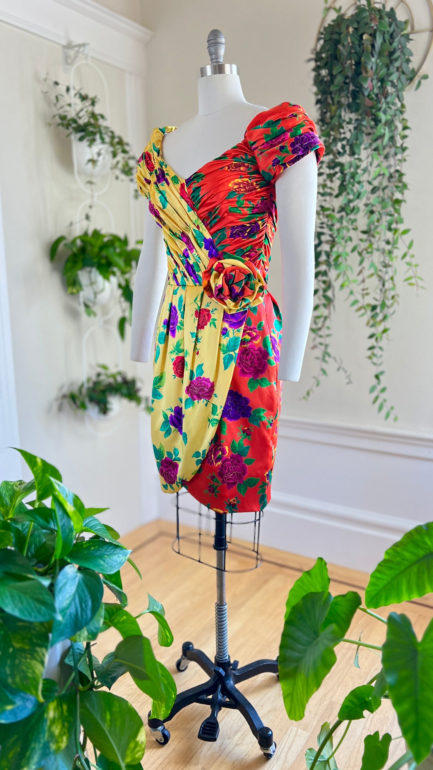 1980s Silk Rose Print Cocktail Dress | small